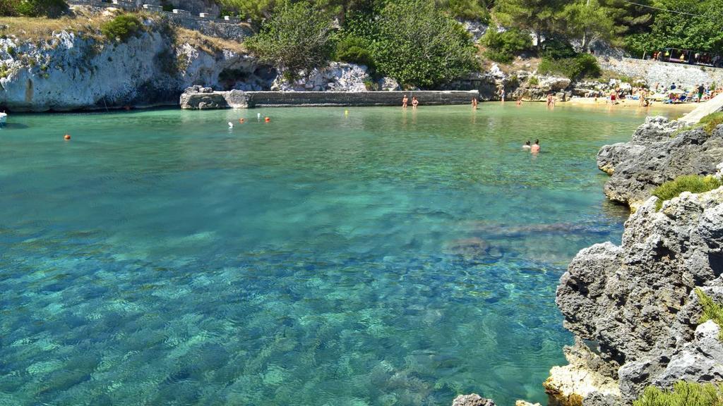 Appartamenti Turistici Aprile Antonio Luigi Borgagne Exteriör bild